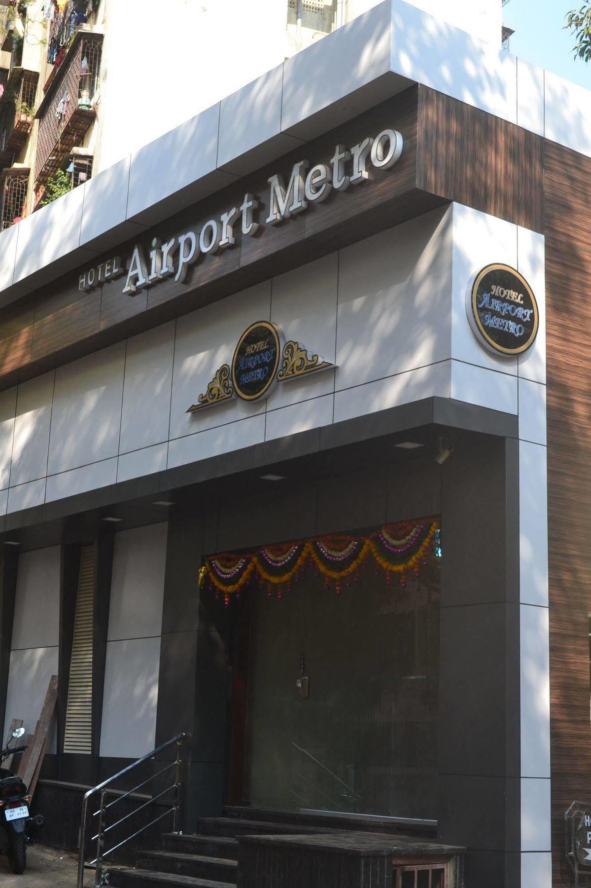 Airport Metro Hotel Mumbai Exterior photo